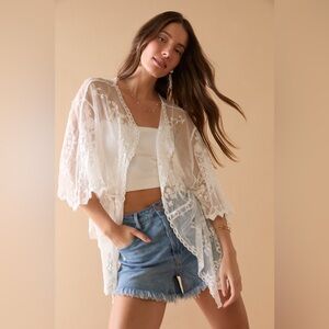 You Are Not Alone White/ Cream Lace Quarter Sleeve Kimono